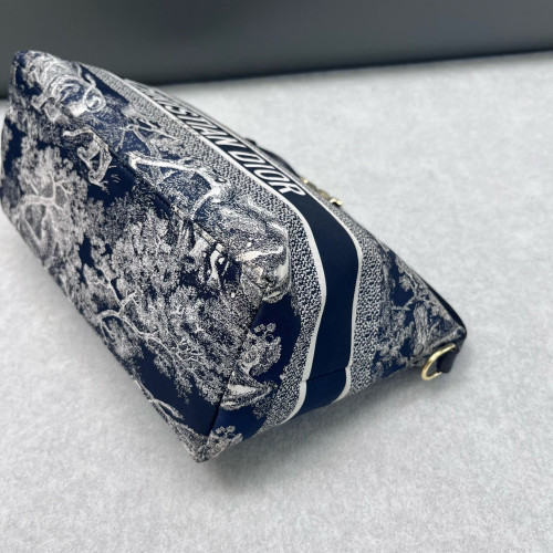 Dior Diortravel Nomad Pouch Canvas Calfskin Navy Blue White