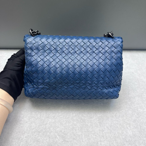 Bottega Veneta Medium Olimpia Shoulder Bag Calfskin Intrecciato Blue