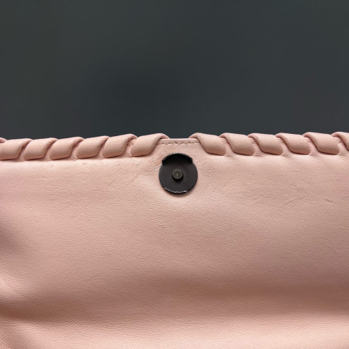Bottega Veneta Medium Olimpia Shoulder Bag Calfskin Intrecciato Pink Bottega Veneta Medium Olimpia Shoulder Bag Calfskin Intrecciato Pink