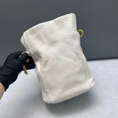 Yves Saint Laurent Le Maillon Bucket Bag Lambskin White Yves Saint Laurent Le Maillon Bucket Bag Lambskin White
