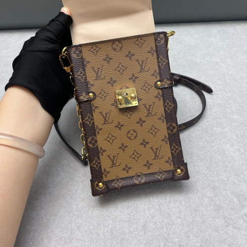 Louis Vuitton Pochette Trunk Verticale Reverse Monogram Brown