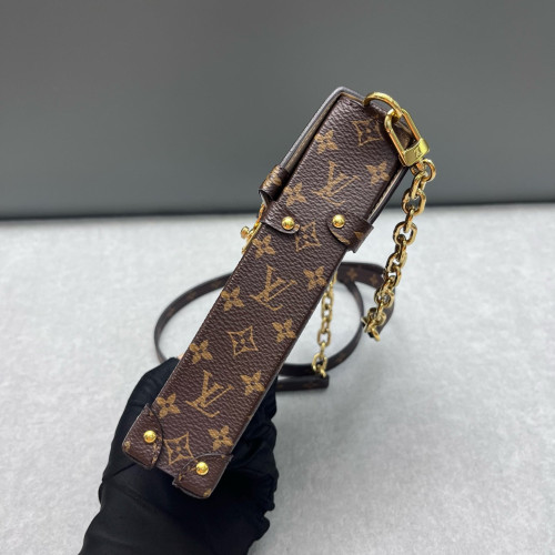 Louis Vuitton Pochette Trunk Verticale Reverse Monogram Brown