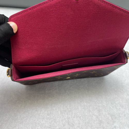 Louis Vuitton Pochette Felicie Chain Wallet Monogram Brown Louis Vuitton Pochette Felicie Chain Wallet Monogram Brown