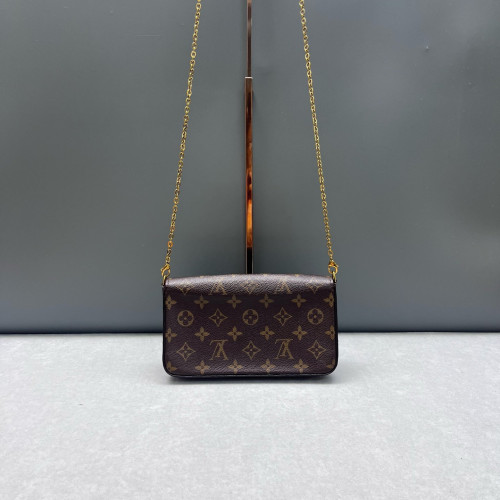 Louis Vuitton Pochette Felicie Chain Wallet Monogram Brown Louis Vuitton Pochette Felicie Chain Wallet Monogram Brown
