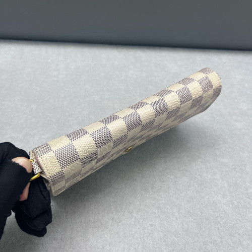 Louis Vuitton Pochette Felicie Chain Wallet Damier Azur White