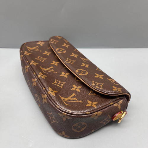 Louis Vuitton Ivy Wallet On Chain Monogram Dark Brown Light Brown Louis Vuitton Ivy Wallet On Chain Monogram Dark Brown Light Brown