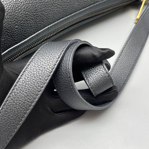 Gucci Crossbody Bag Grained Calfskin Black Gucci Crossbody Bag Grained Calfskin Black