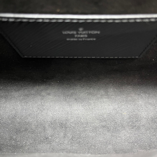 Louis Vuitton Twist MM Epi Black