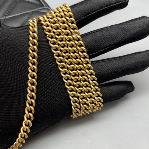 Gucci Chevron GG Marmont Chain Flap Mini Bag Calfskin Black