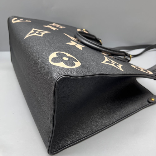Louis Vuitton Onthego MM Empreinte Monogram Giant Black White