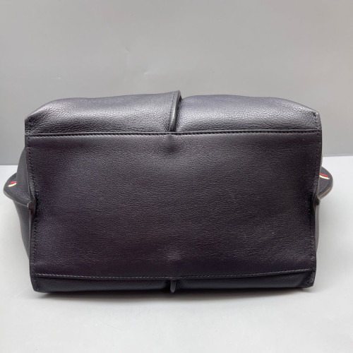 Chloe Tote Bag Grained Calfskin Dark Blue Beige Red