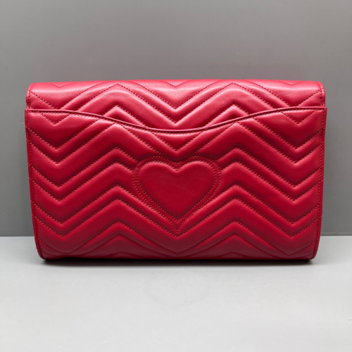 Gucci Clutch Calfskin Red