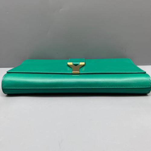 Yves Saint Laurent Clutch Calfskin Green