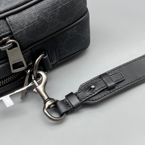 Gucci Clutch GG Supreme Monogram Black