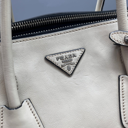 Prada Tote Bag Calfskin White