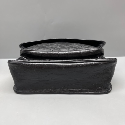 Yves Saint Laurent Medium Niki Chain Calfskin Black