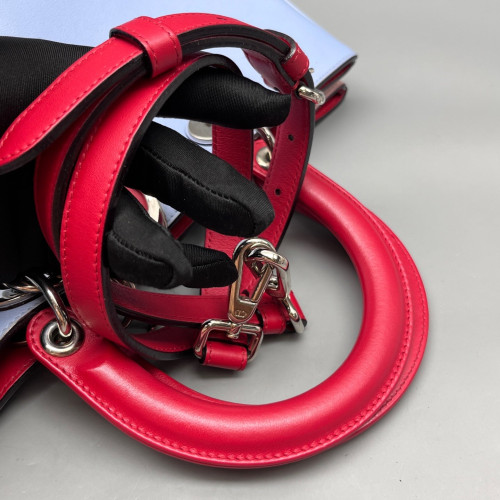 Dior Medium Diorissimo Tote Calfskin Red Light Purple
