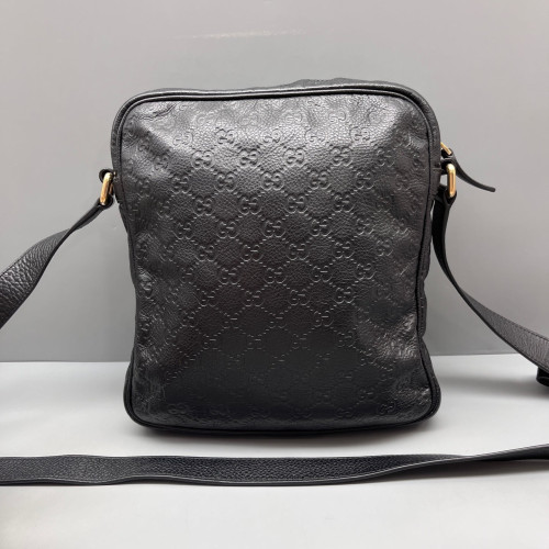 Gucci Messenger Guccissima Black