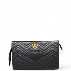 Gucci Chevron Clutch Calfskin Black