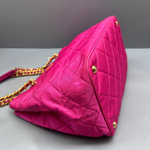 Prada Re-Edition 1995 Chaine Tote Tessuto Nylon Rose