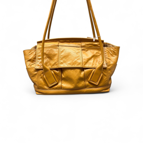 Bottega Veneta Medium Arco Pull Up Leather Light Brown