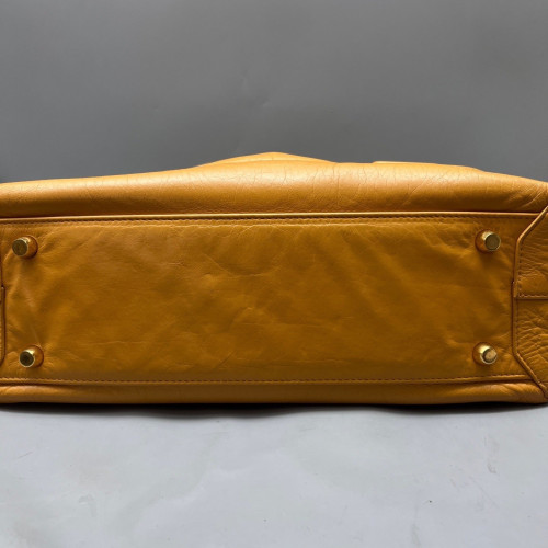 Bottega Veneta Medium Arco Pull Up Leather Light Brown