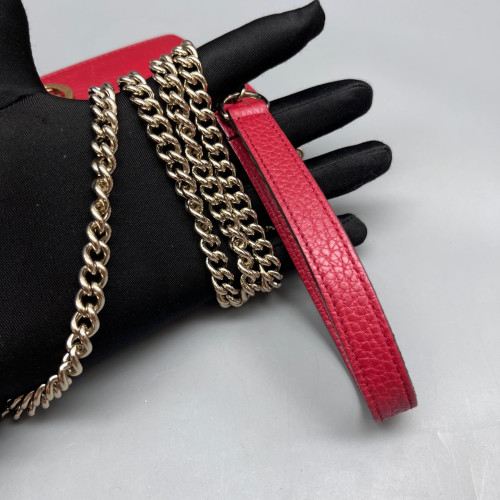Gucci Interlocking G Chain Wallet Grained Calfskin Red Gucci Interlocking G Chain Wallet Grained Calfskin Red