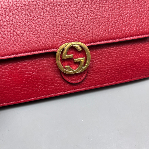 Gucci Interlocking G Chain Wallet Grained Calfskin Red Gucci Interlocking G Chain Wallet Grained Calfskin Red