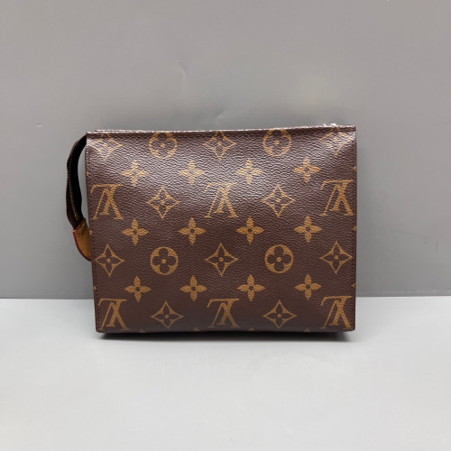 Louis Vuitton Toiletry Pouch 19 Monogram Brown