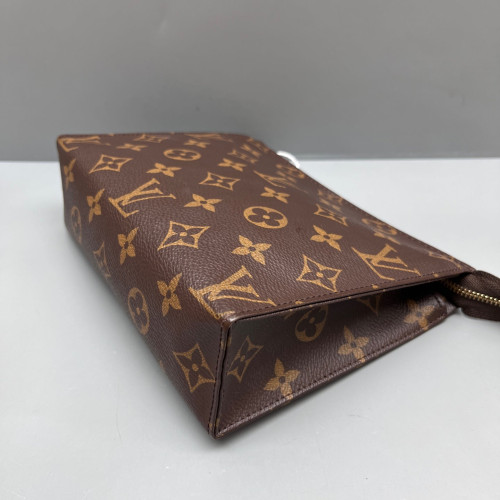 Louis Vuitton Toiletry Pouch 19 Monogram Brown
