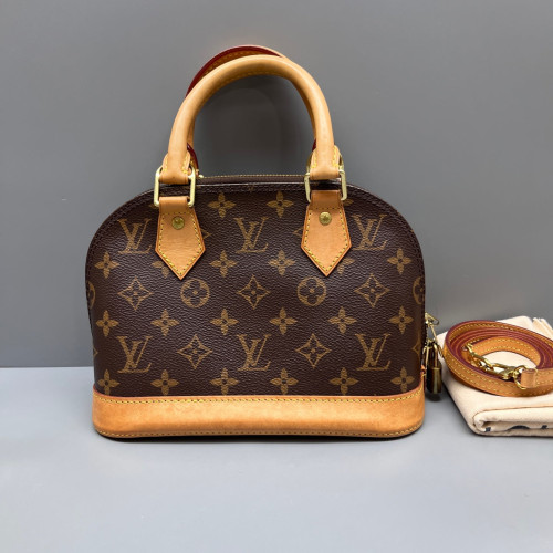 Louis Vuitton Alma BB Monogram Brown