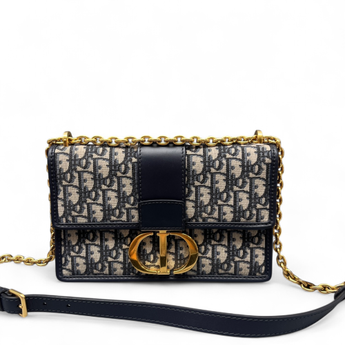 Dior 30 Montaigne Chain Flap Bag Oblique Black Beige Navy Dior 30 Montaigne Chain Flap Bag Oblique Black Beige Navy