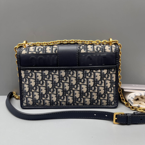 Dior 30 Montaigne Chain Flap Bag Oblique Black Beige Navy Dior 30 Montaigne Chain Flap Bag Oblique Black Beige Navy