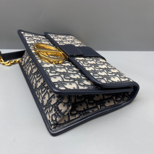 Dior 30 Montaigne Chain Flap Bag Oblique Black Beige Navy Dior 30 Montaigne Chain Flap Bag Oblique Black Beige Navy