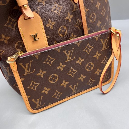 Louis Vuitton Carryall PM Monogram Brown