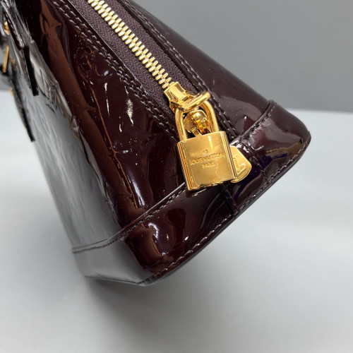 Louis Vuitton Alma BB Vernis Amarante