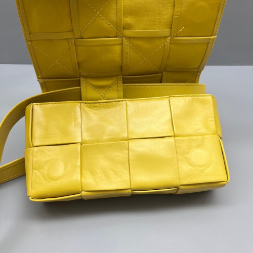 Bottega Veneta The Belt Cassette Bag Nappa Yellow