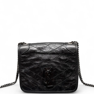 Yves Saint Laurent Niki Chain Wallet Calfskin Pull Up Leather Black