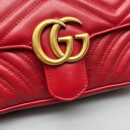 Gucci Chevron Mini GG Marmont Calfskin Red Gucci Chevron Mini GG Marmont Calfskin Red