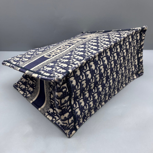 Dior Medium Book Tote Oblique Beige Navy
