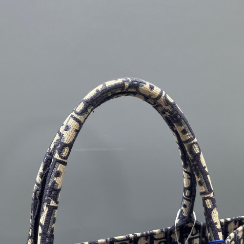Dior Medium Book Tote Oblique Beige Navy