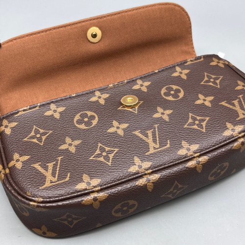 Louis Vuitton Ivy Wallet On Chain Monogram Brown