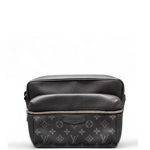 Louis Vuitton Outdoor Messenger PM Monogram Eclipse Black