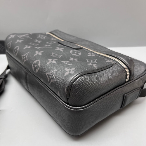 Louis Vuitton Outdoor Messenger PM Monogram Eclipse Black