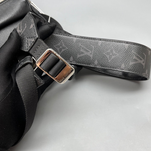 Louis Vuitton Outdoor Messenger PM Monogram Eclipse Black