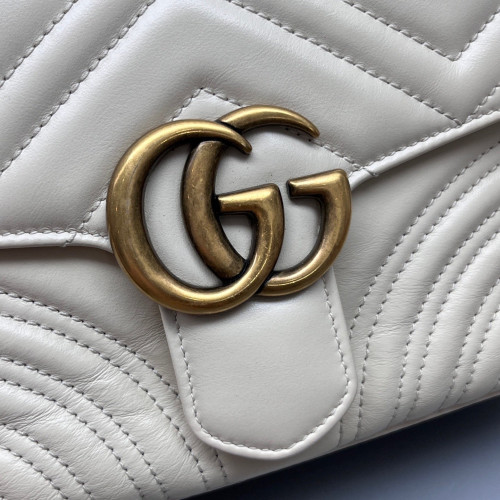 Gucci Chevron Mini GG Marmont Top Handle Shoulder Bag Calfskin White Gucci Chevron Mini GG Marmont Top Handle Shoulder Bag Calfskin White