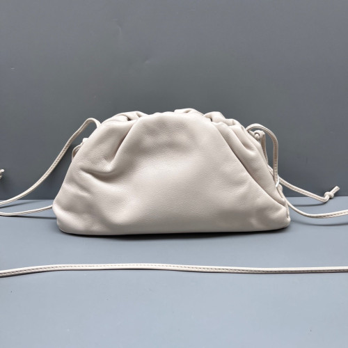 Bottega Veneta The Mini Pouch Lambskin Nappa White