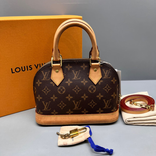 Louis Vuitton Alma BB Monogram Brown