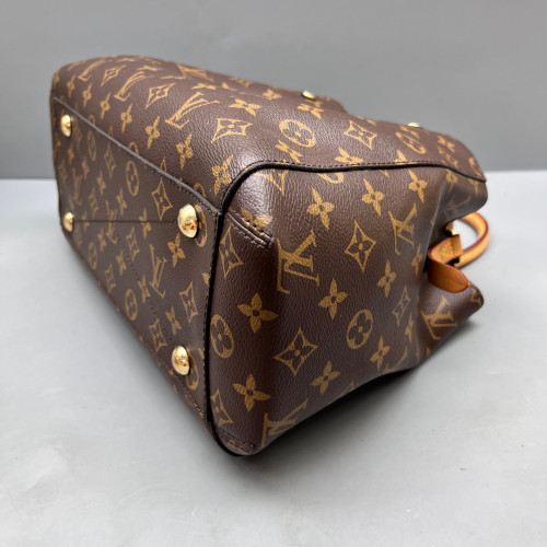 Louis Vuitton Montaigne MM Monogram Brown