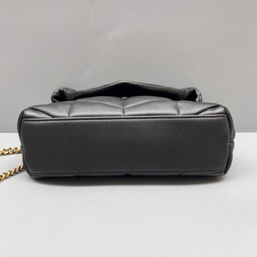 Yves Saint Laurent Toy Loulou Puffer Chain Calfskin Black